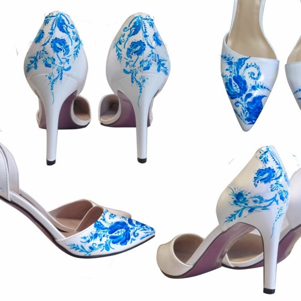 Exclusive hand-written heels Size 9-9.5